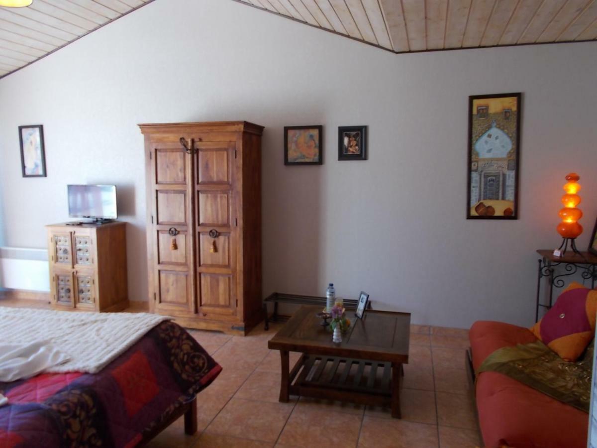 Le Clos Des Palmiers Saint-Ouen-d'Aunis 外观 照片